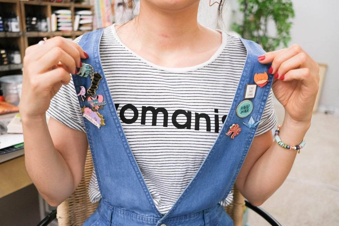 Embellishments Crafty Friends Enamel Pin Set