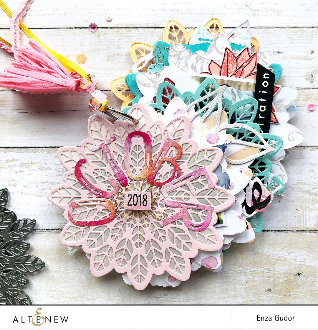 Stamp & Die Bundle Leaf Medallion