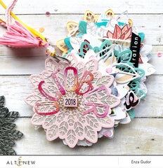 Stamp & Die Bundle Leaf Medallion