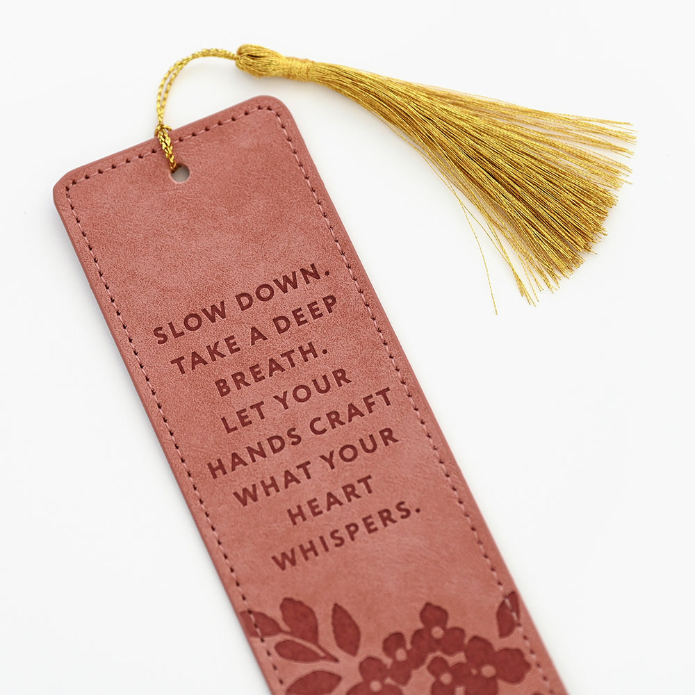 Stationery & Gifts Cozy Comfort 2025 Leather Bookmark