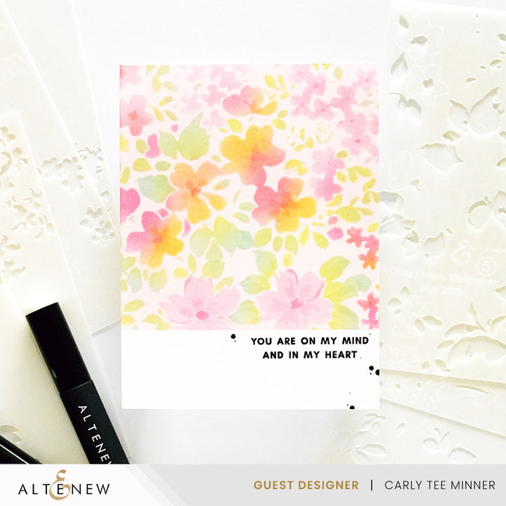 Stencil Stencil Art: Ditsy Flowers Wallpaper Layering Stencil Set (7 in 1)
