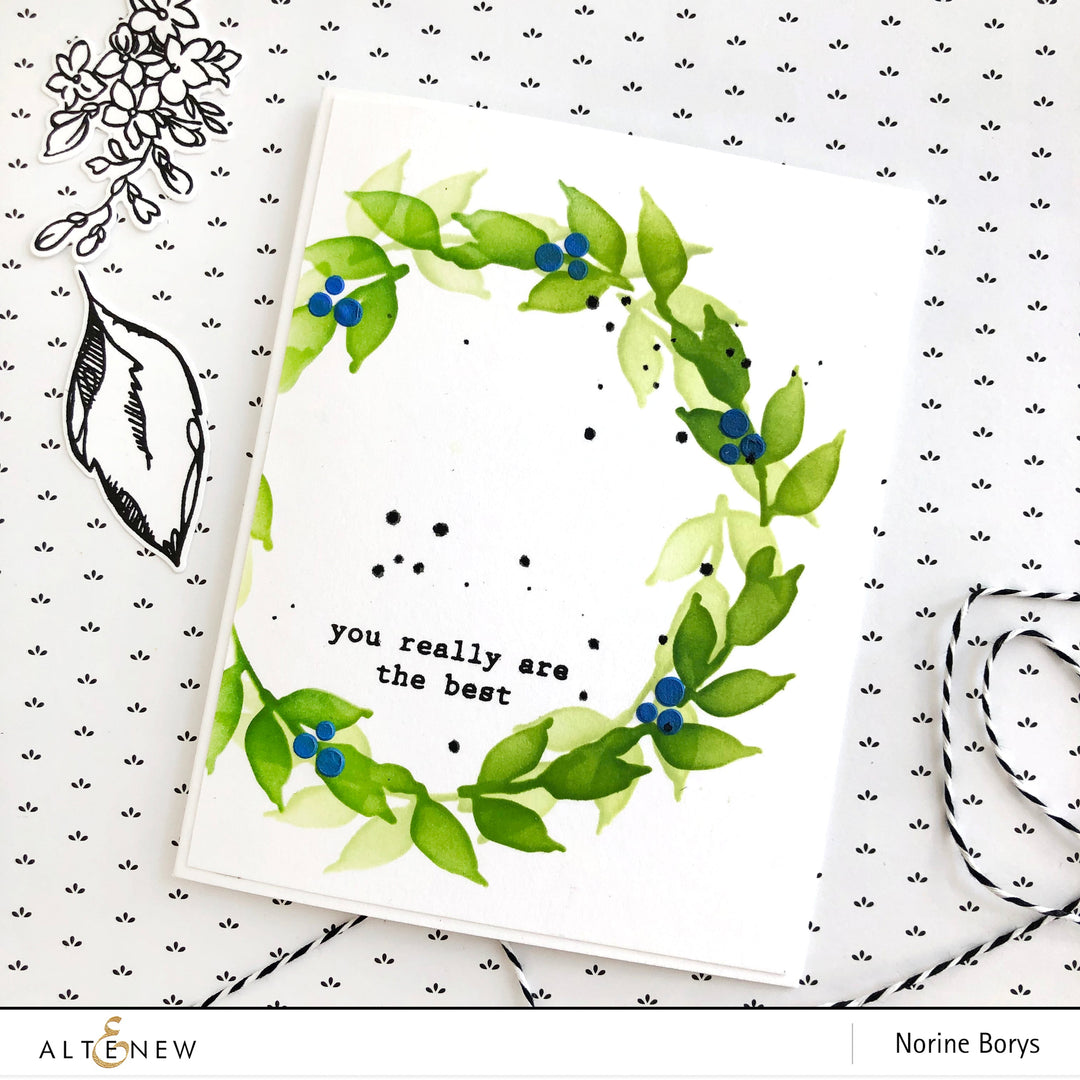 Stencil Wonderful Wreath Stencil