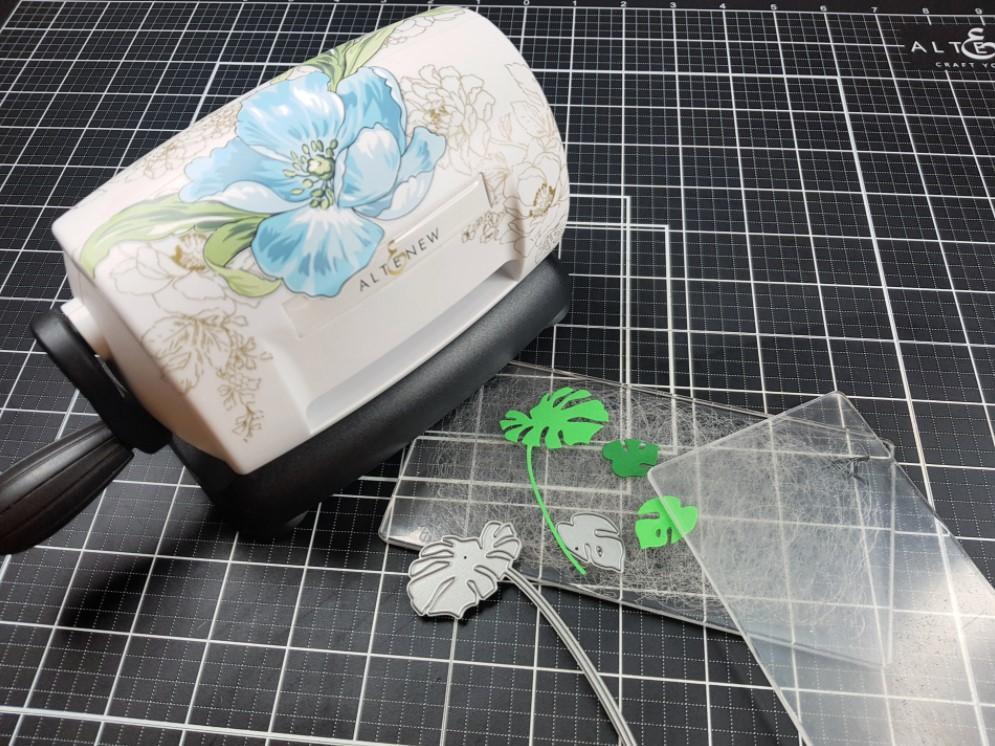 Tools Bundle Craft Your Life Apron & Blue Flower Decal Bundle