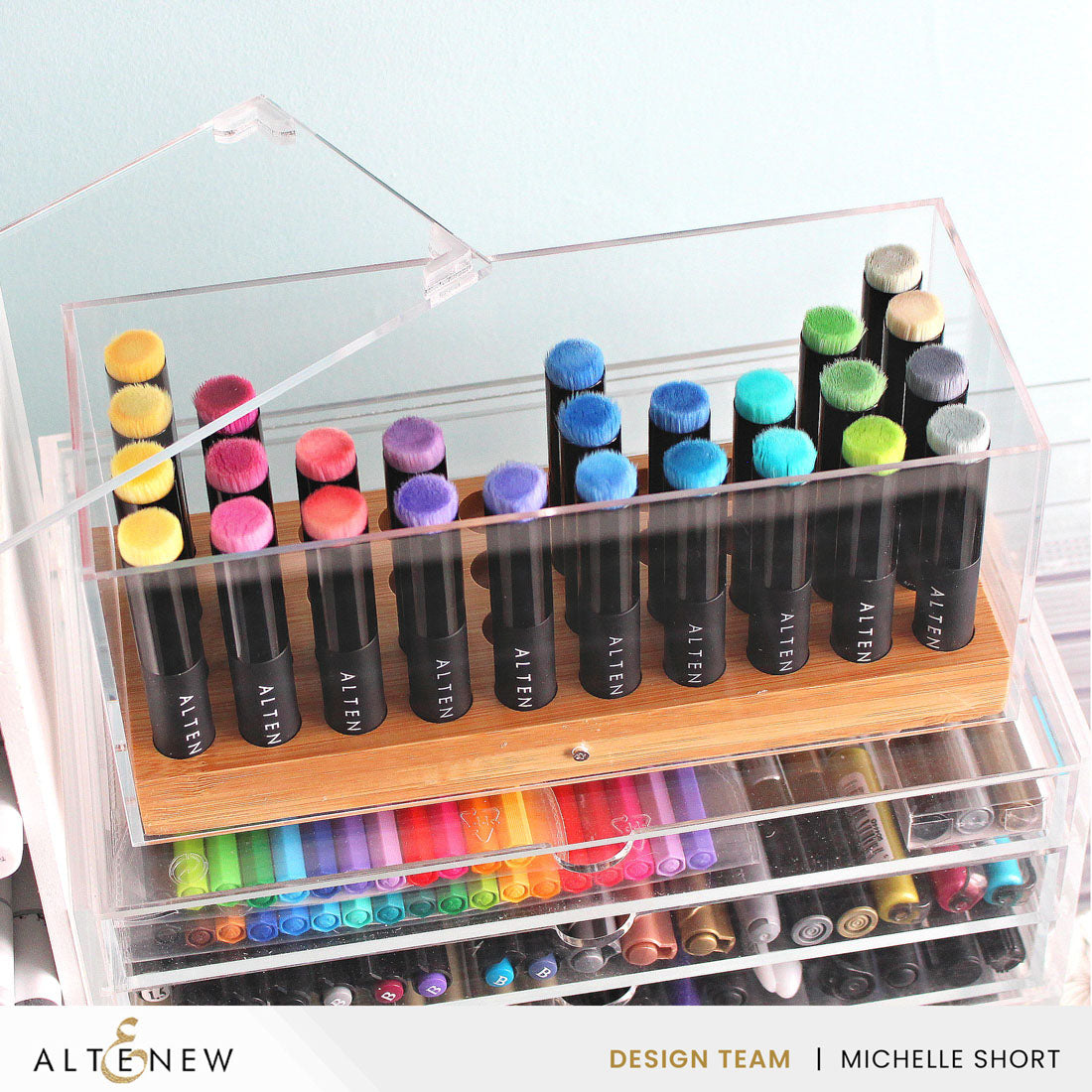 Tools Bundle Crafter’s Showcase: 40 Mini Blending Brushes & Storage Bundle