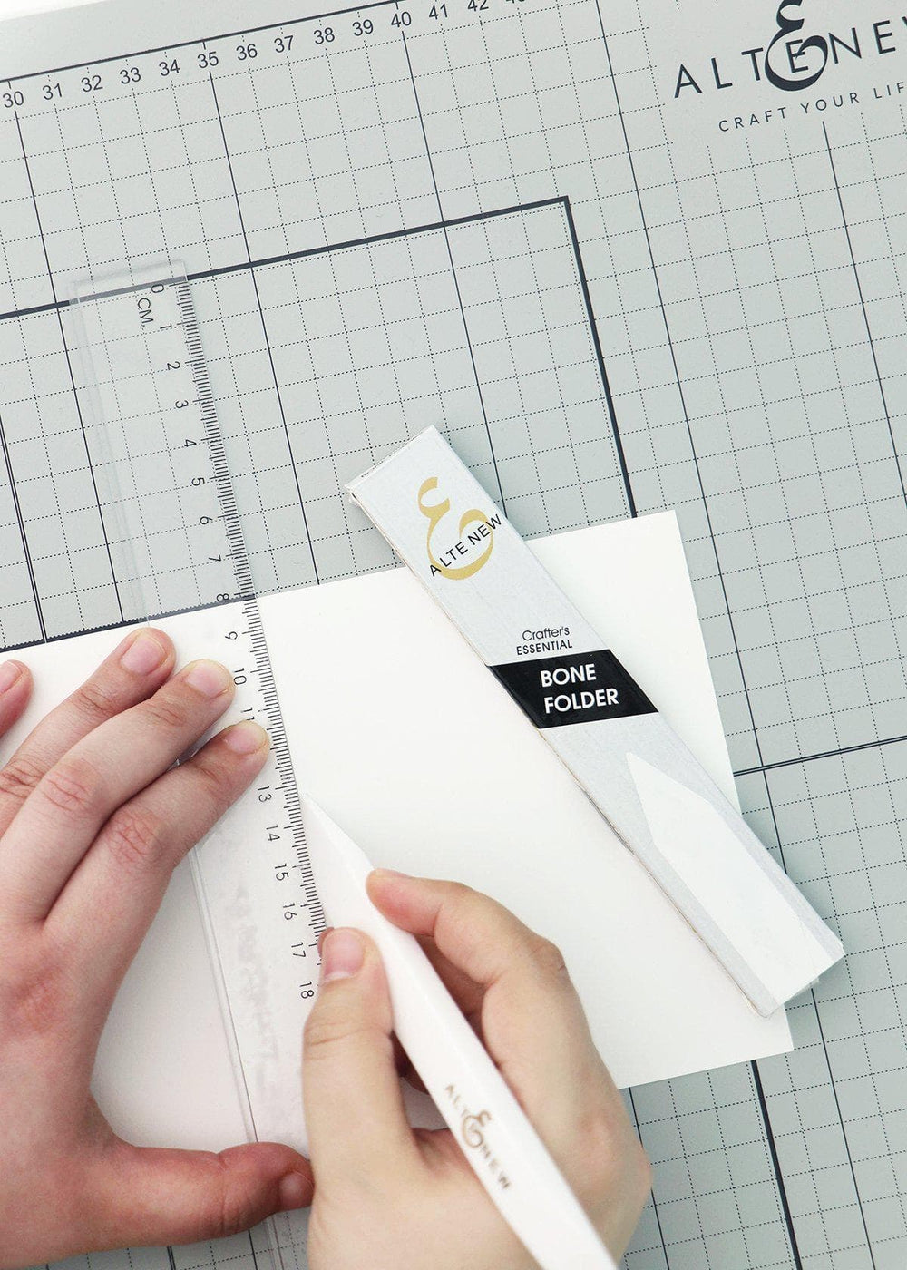 Tools Crafter's Essential Bone Folder